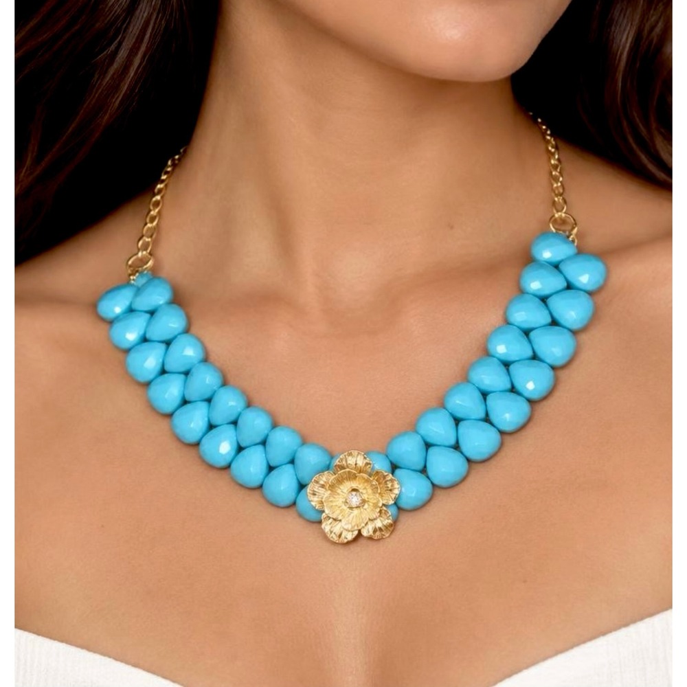 Turquoise Beaded Statement Necklace Gold Tone Flower Rhinestone Center 20.5"
